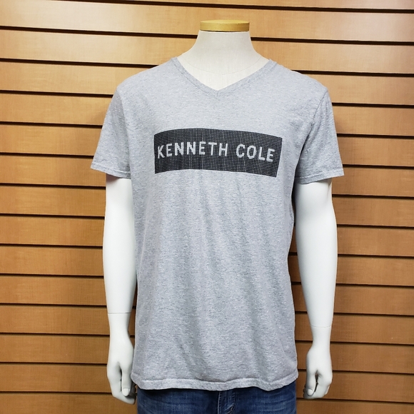 Kenneth Cole Short Sleeve Textured Spell Out T-Shirt Size Large - Picture 1 of 6